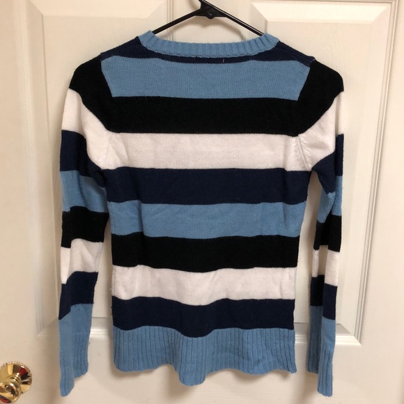 Sweater - Picture 3 of 5